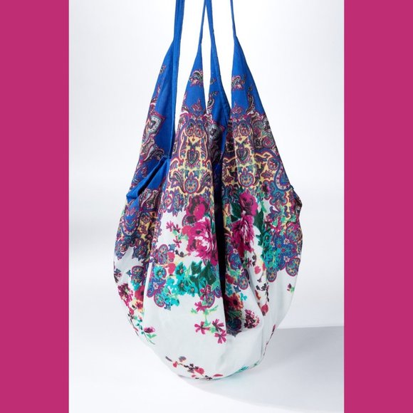 Handcrafted Floral Pattern Boho Bag - Picture 6 of 12
